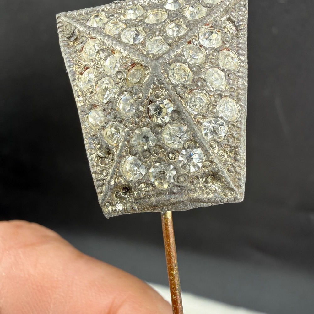 Vintage Rhinestone Stick Pin Brooch READ